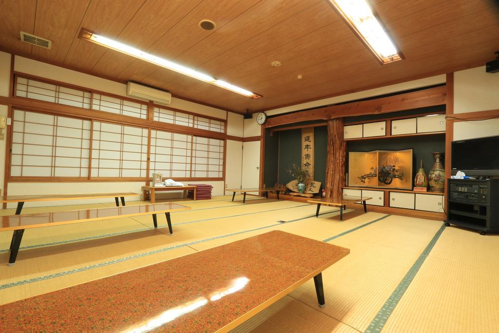 Отель Yunomoto Onsen Мияконодзё Экстерьер фото